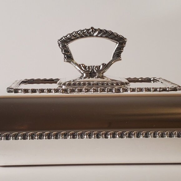 Birks Regency Silver Plated Serving Dish with Lid - Picture 7 of 11